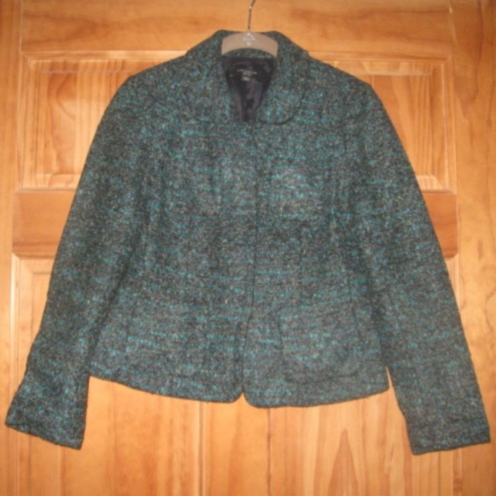 Ann Taylor Collared Snap Closure Blazer